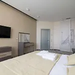 12th Floor Apartmanhotel Odessza
