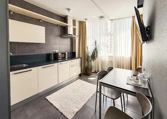 12th Floor Aparthotel 4*