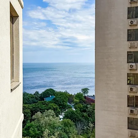 12th Floor Appart hôtel Odessa