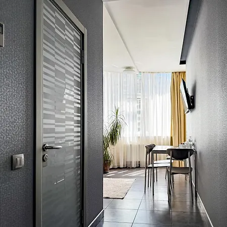 12th Floor 4* Oděsa