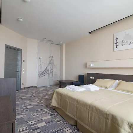 12楼公寓酒店 敖德萨