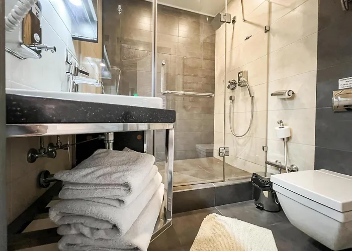 Апарт-отель 12th Floor 4*