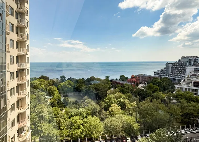 Апарт-отель 12th Floor 4*