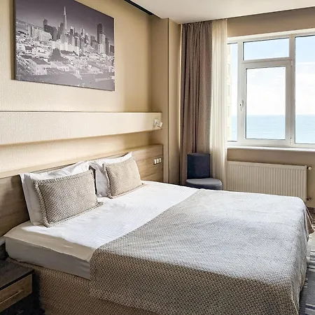 12th Floor Aparthotel Odessa