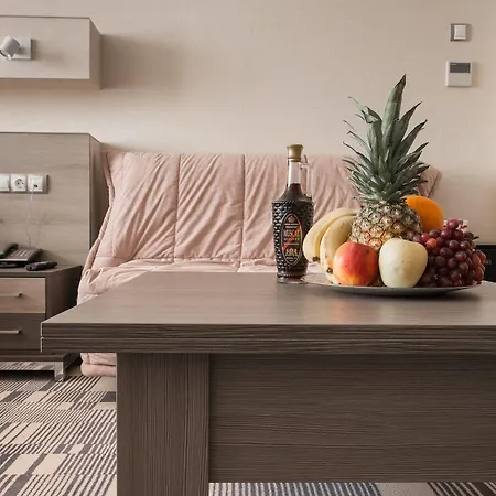 12th Floor Aparthotel 4*