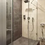 12th Floor Apartmanhotel